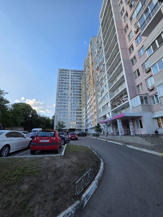 Продам 2кім.квартиру 60 кв.м Ракетна, 24, секція 3/3, Голосіївський район