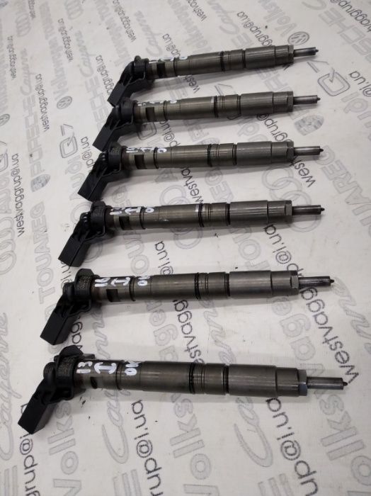 Форсунка 059130277BE CASA 3.0 TDI Volkswagen Touareg NF 7P Туарег НФ