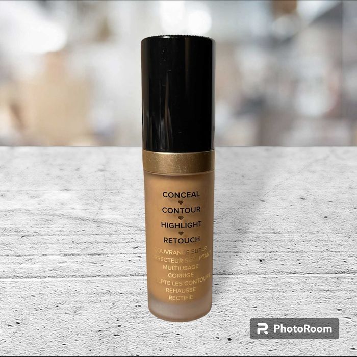 Too Faced korektor Born This Way Honey