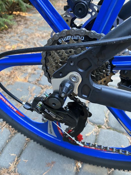 Гірський велосипед Greenway 26 Black-blue на литих дисках