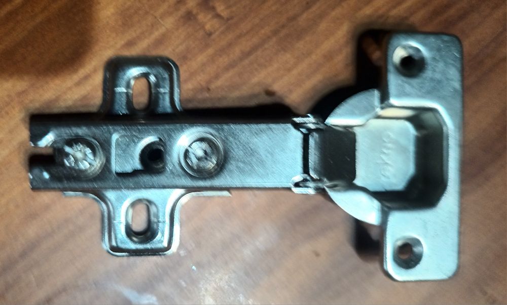 Dobradiças retas c/ parafuso