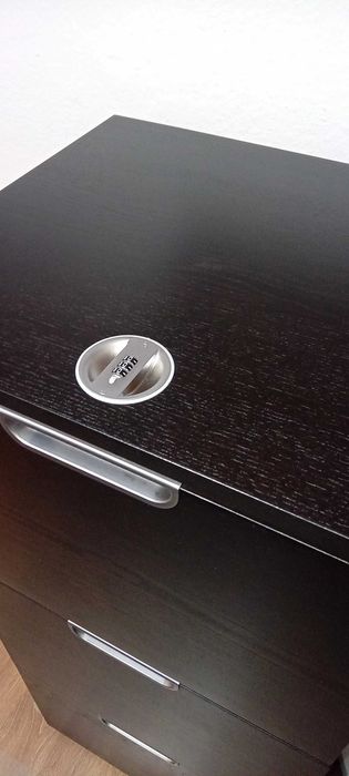 ARQUIVADOR GALANT IKEA