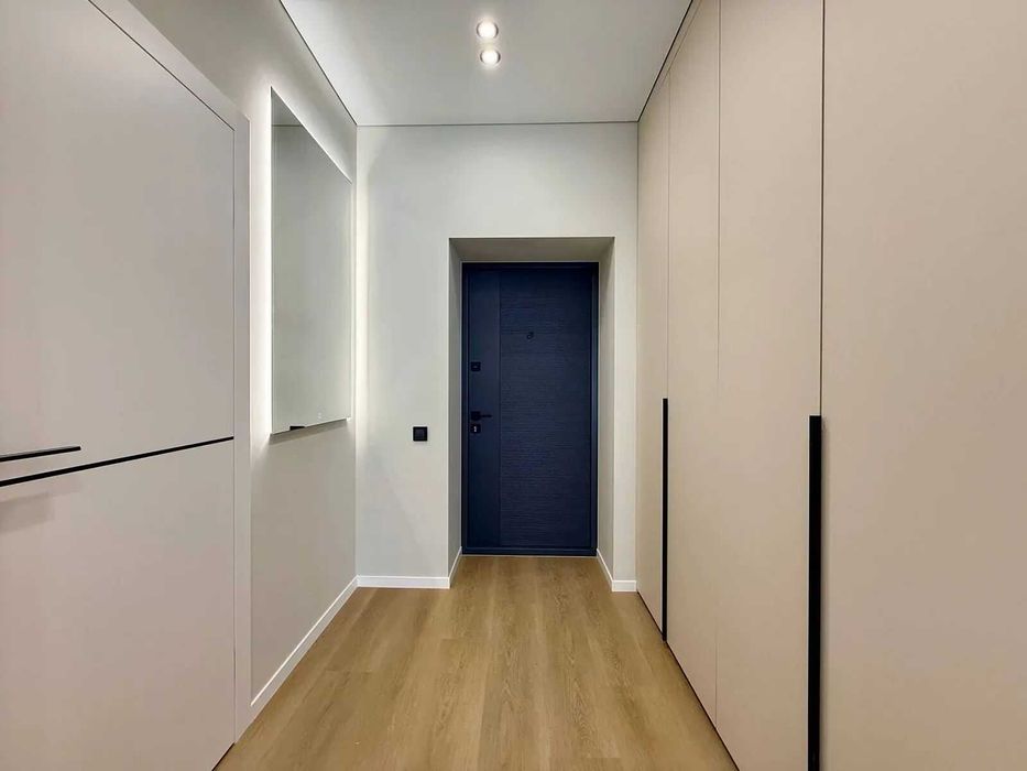 1-кімнатна з новим ремонтом, 42 м2