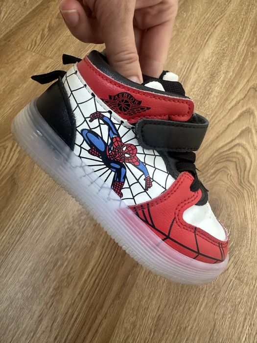 Хайтопи, кросівки Spider-Man з Led підсвіткою