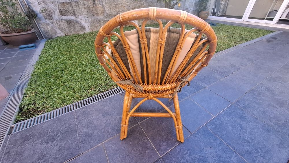 Cadeirão em bambu