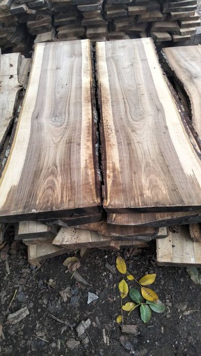 Дошка горіха суха.