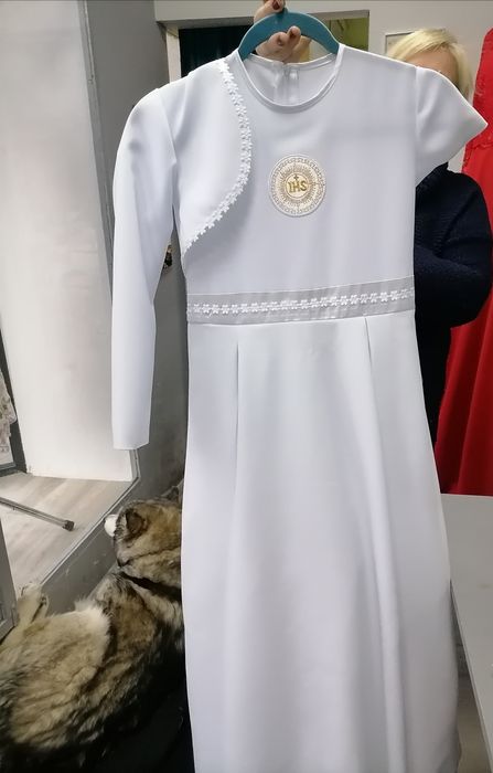 Alba komunijna dziewczynka