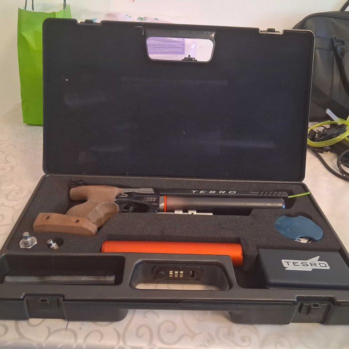 Equipamento de tiro desportivo ar comprimido/CO² - excelente estado