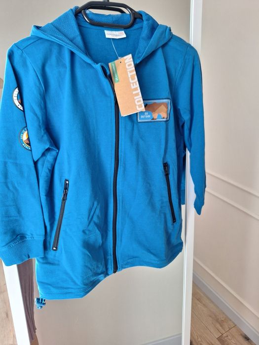 Chłopięca niebieska bluza z kapturem go outside nowa Coccodrilo