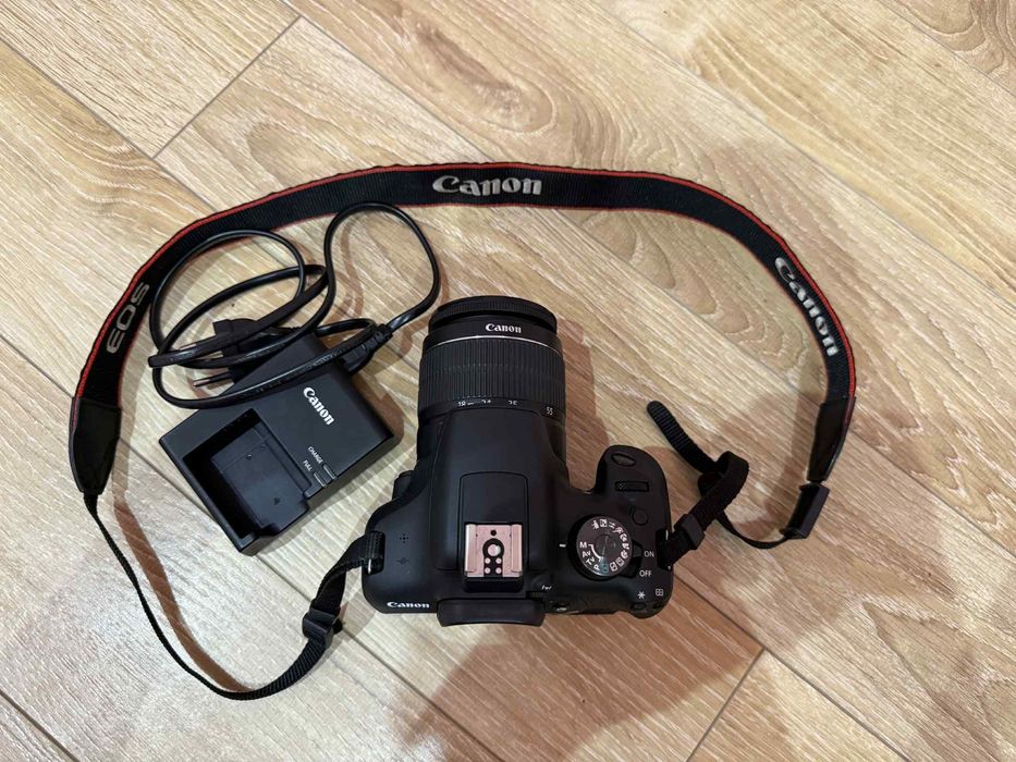 Canon EOS 2000D + obiektyw 18-55mm idealny dla początkujących