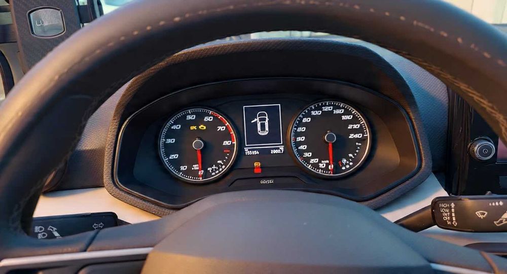 Automóvel Seat Arona em muito bom estado de 2022