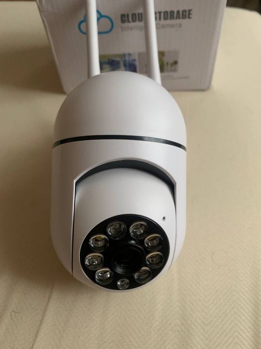 Камера  поворотная с вайфаем