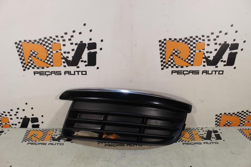 Grelha frente VOLKSWAGEN Golf V Variant (1K5)