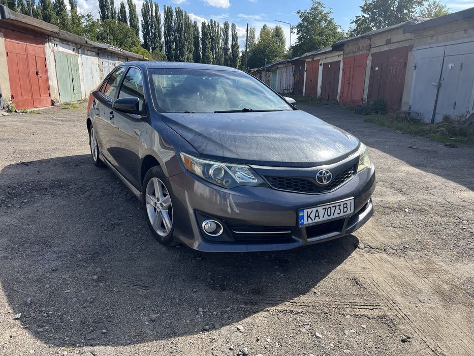 Продам  Toyota Camry 50