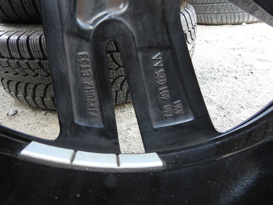 4xAlu VW 20'' 5x112 9J ET33  AUDI Q7 Q8 760 Oryginał Super stan TPMS