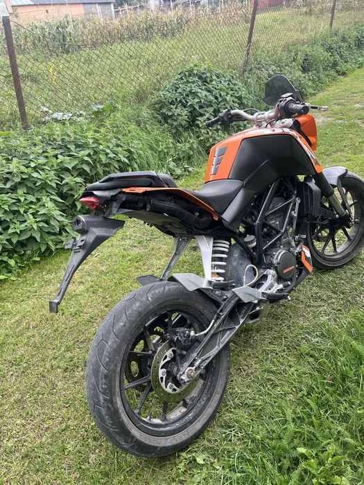 Ktm duke 125 стріт