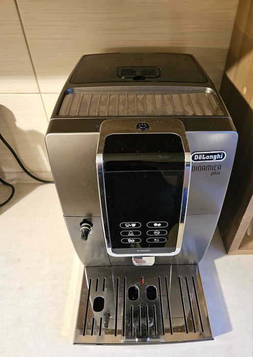 Ekspres DeLonghi Dinamica Plus. Zadbany