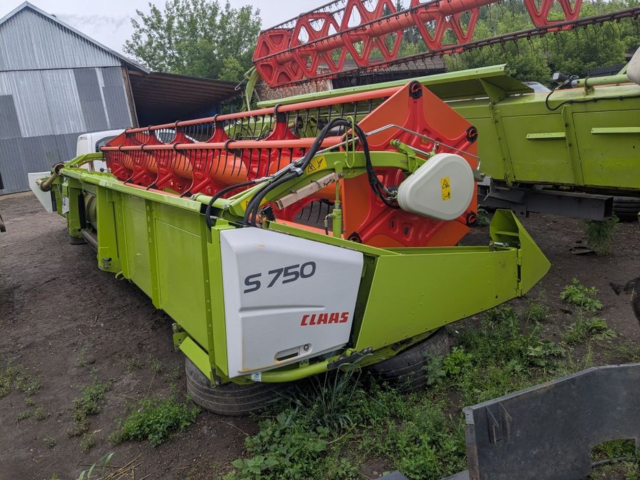 Продам жатку флекс s750