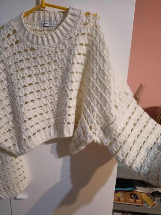 Sweterek Stradivarius