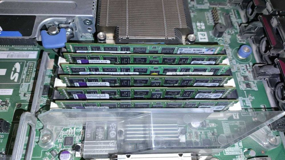 Cервер 1-U HP Proliant DL360e Gen8  2*E5-2470V2\RAM64GB