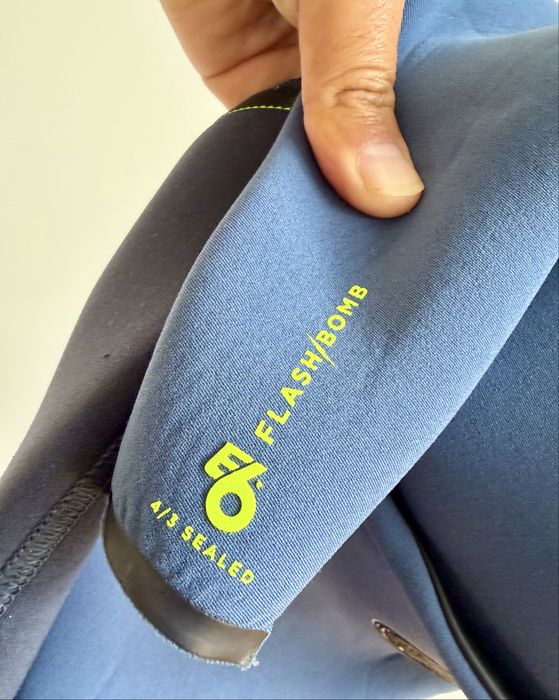 Fato de Surf criança, COMO NOVO!