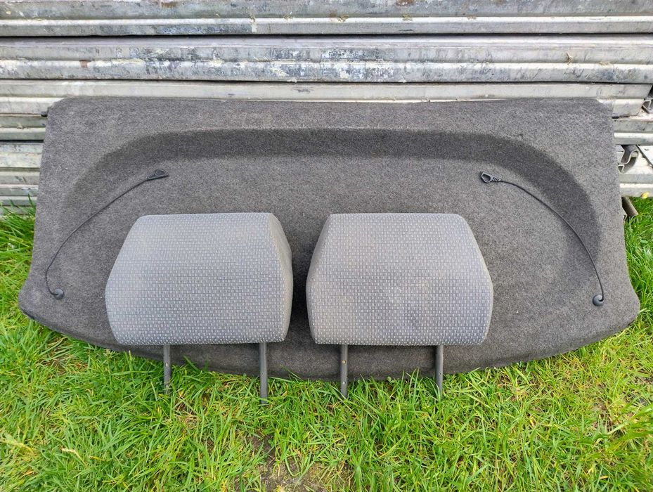 Półka bagażnika Fiat Punto 2 - 5D - zagłówki tył tylne