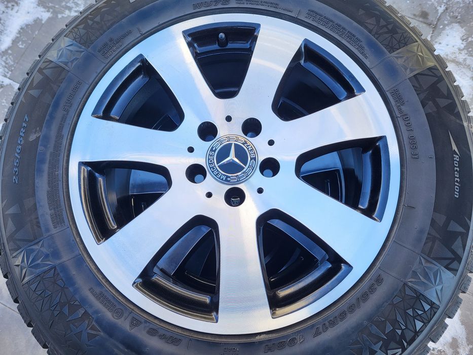 Koła zimowe 17 Mercedes ML W164 R W251 235/65R17 Nexen 5x112 ET56