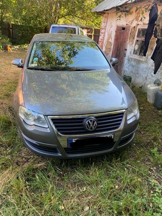Продам пасат  b6 в гарному технічному стані