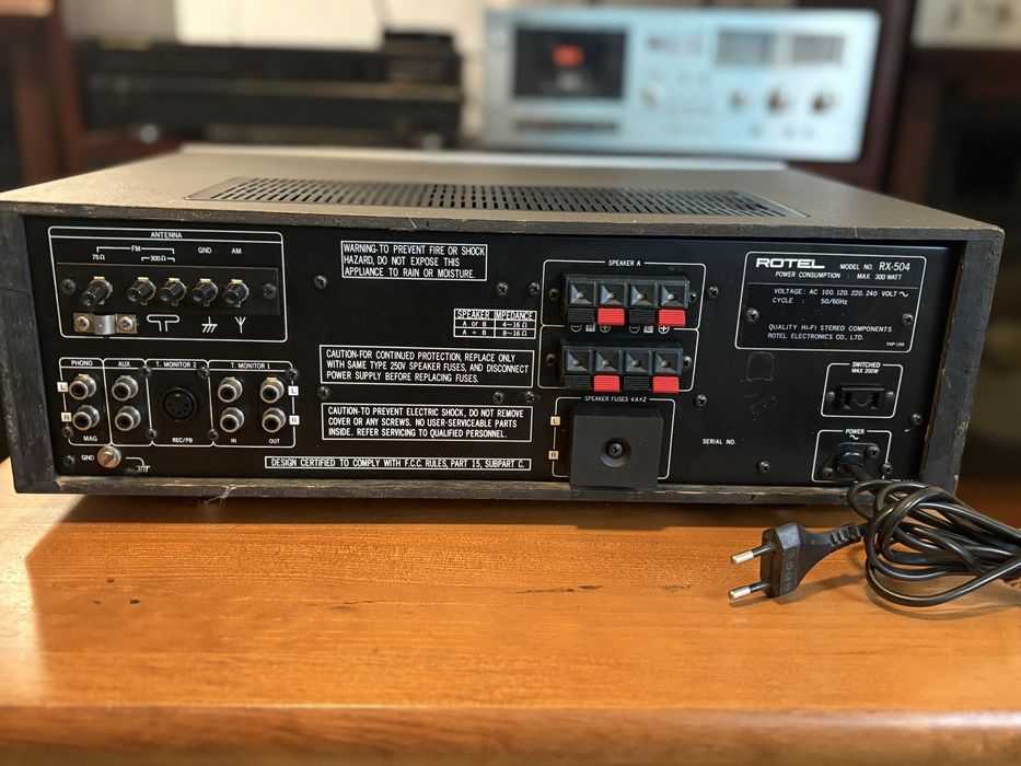 Receiver Rotel RX-504