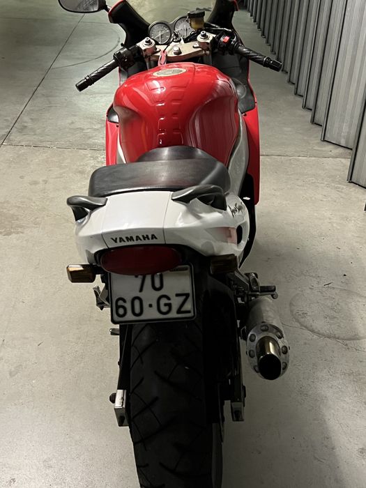 Yamaha YZF600f com apenas 26331 kms