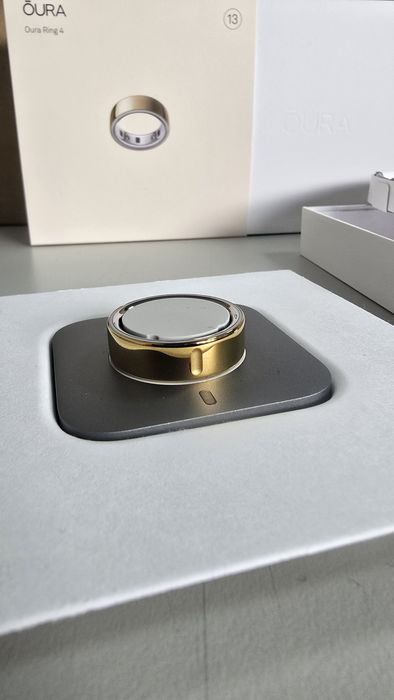 Oura Ring 4 Gold Edition (Novo)