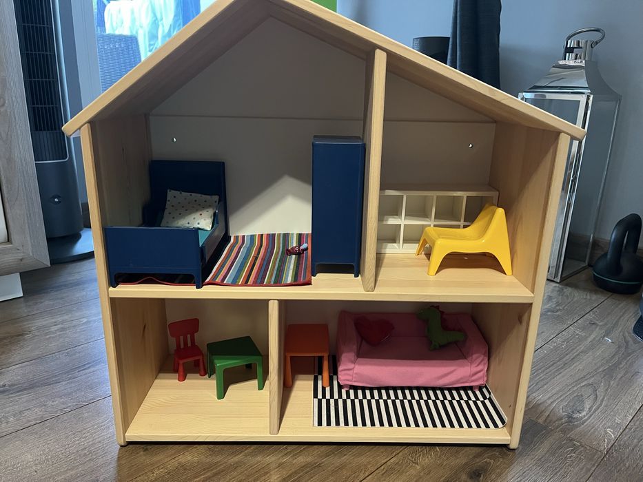 Ikea domek dla lalek, półka ścienna