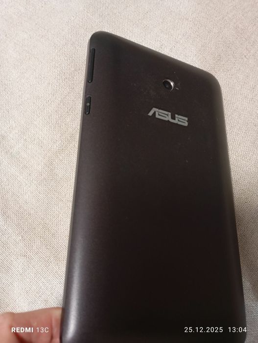 Планшет    Asus.