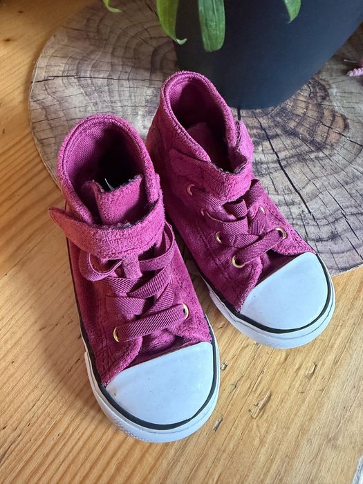 Trampki welurowe burgundi converse