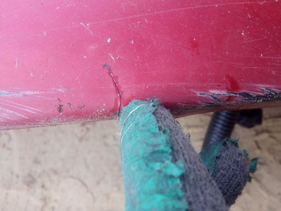 TOYOTA PRIUS III 09-11 zderzak przód kolor czerwony 3r3