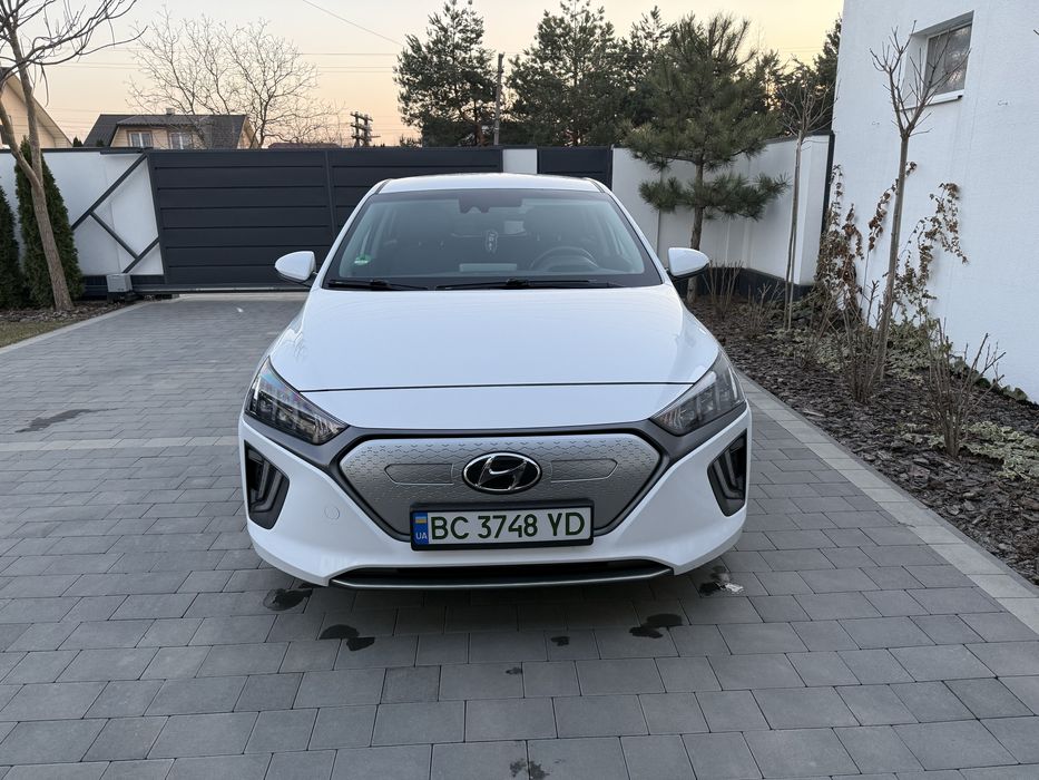 Hyundai IONIQ 38.3 Kw 2020 рік