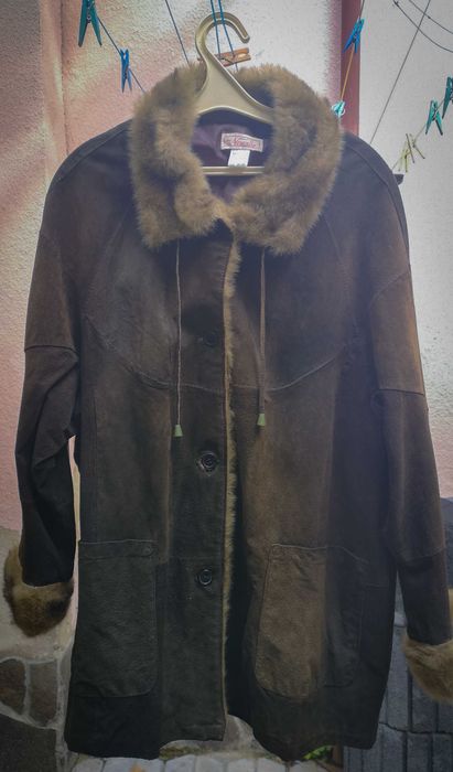 Шкіряна куртка великого розміру