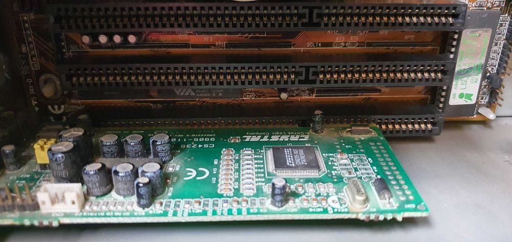 Stary zabytkowy retro komputer AT 486DX4 100mhz/16mb RAM/1.6GB/S3/CD