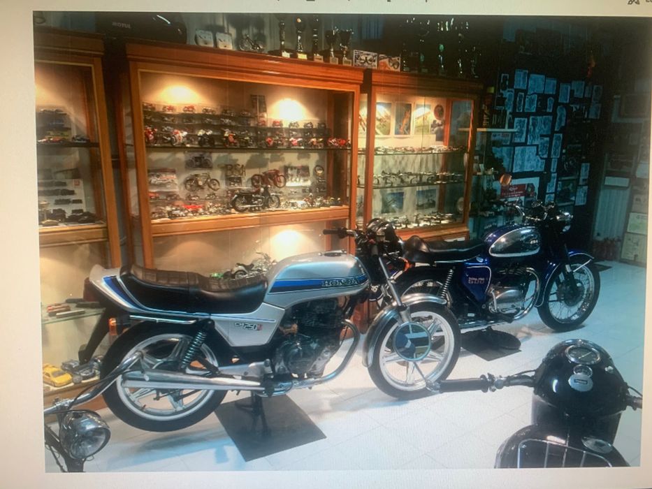 Honda 250 N com 72 Kilometros