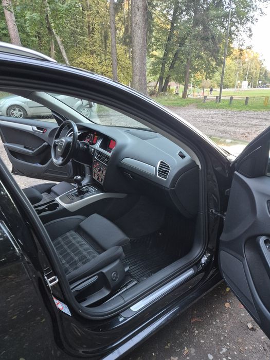 Sprzedam a4 b8 kombi 2010