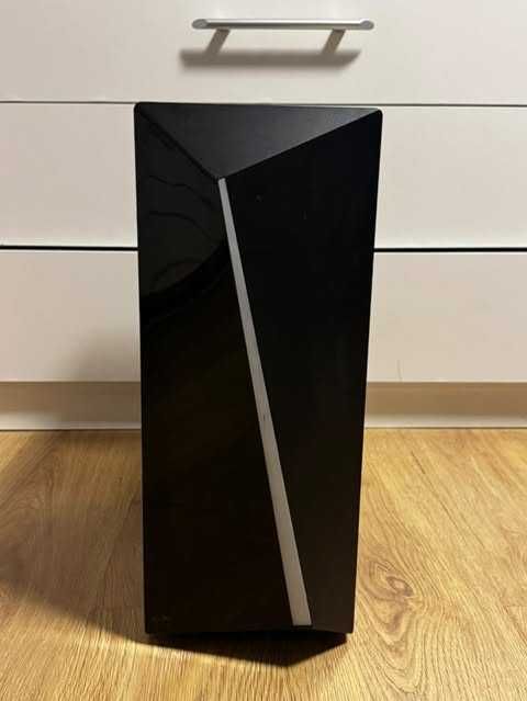 Sprzedam Komputer Stacjonarny