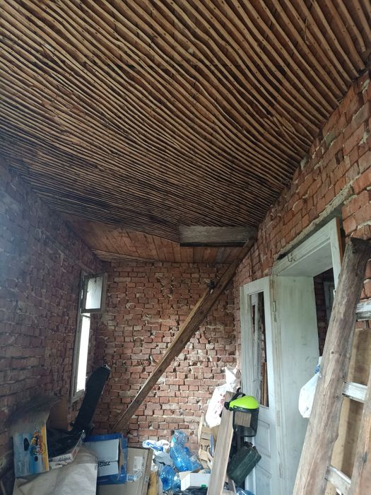 Продаж будинку з земельними ділянками м.Тисмениця