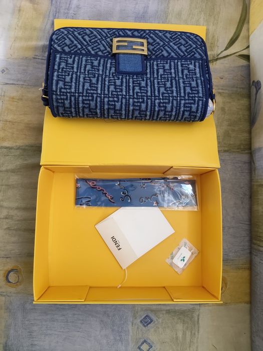 Mala Fendi Baguette Denim Jacquard FF - Azul (Nova)