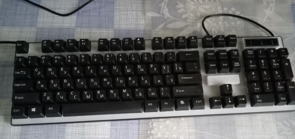 Продам клавіатуру