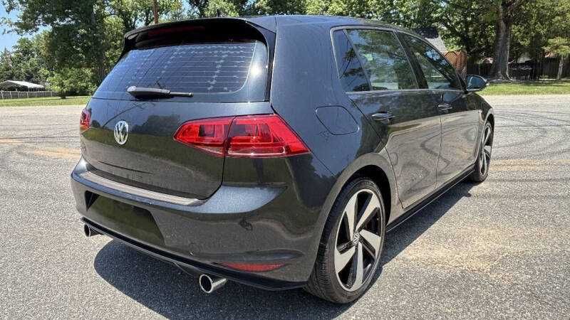 2017 Volkswagen Golf GTI SE