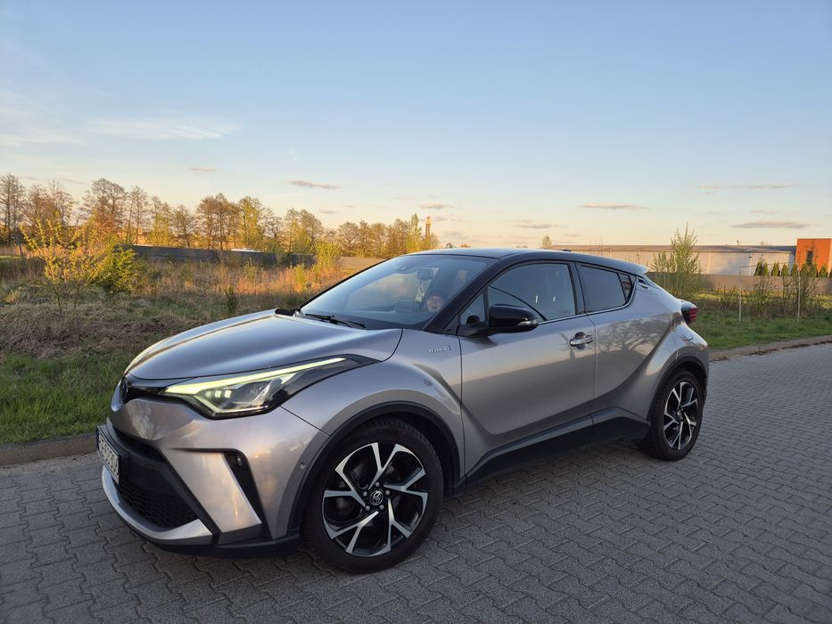 Toyota C-HR 1.8 Hybryda selection