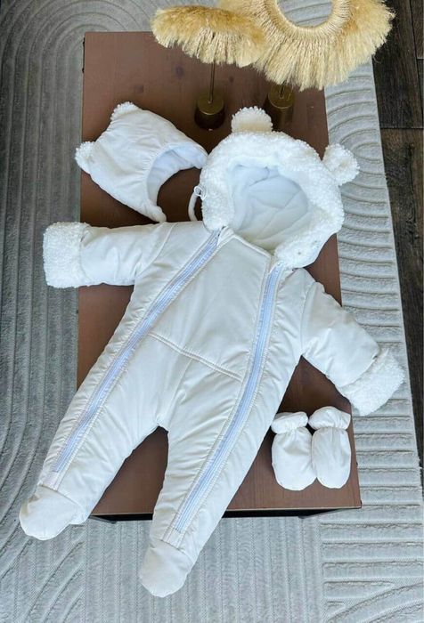 Продам дитячий комбінезон