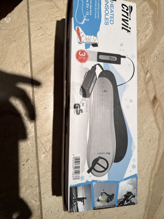 Podgrzewane wkładki do butów