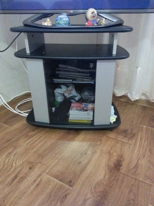 Телевизионная тумба многофункциональная