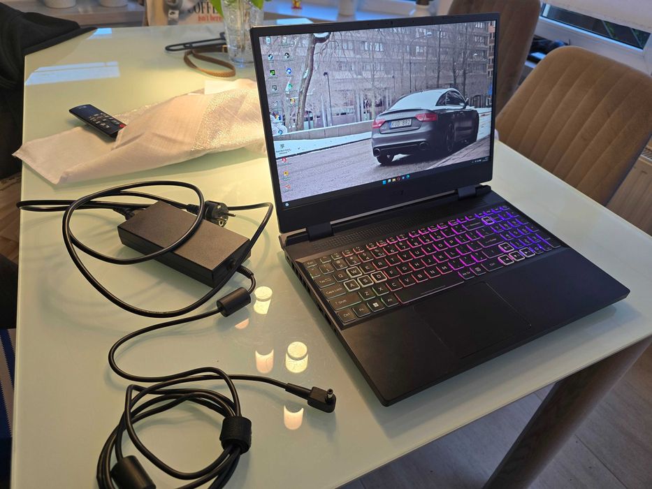 Laptop Acer Nitro 5 AN515-58-53F4